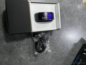 Sportové hodinky Samsung Gear Fit3,GPSsports bánd ,L - 3