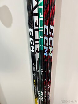 ✅ CELÉ HOKEJKY = BAUER VAPOR + CCM JETSPEED FT5 PRO ❤️ - 3