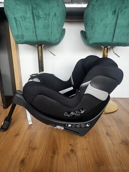 Otočná autosedačka CYBEX Sirona S2 Čierna - 3