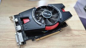 Graficka karta ASUS Radeon HD 6670 1Gb
 - 3