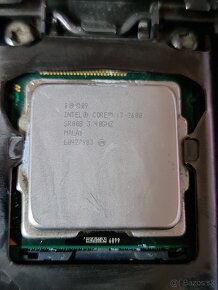 Predám Základnú dosku s procesorom i7 2600 a s pamäťou ram - 3