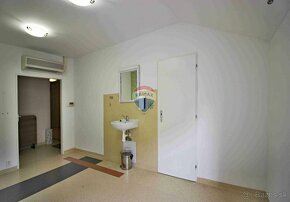 PRENÁJOM služby zdravotníckeho charakteru 13,60  m2, Piešťan - 3