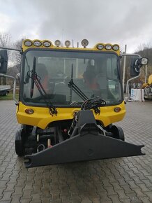 Predám Ratrak Kassbohrer pistenbully PB400 - 3