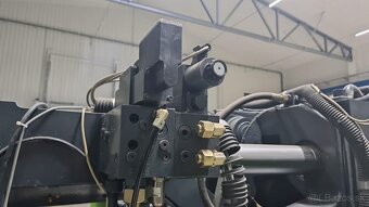 Vstřikovací lis na plasty Demag Concept 420/810-2300 - 3