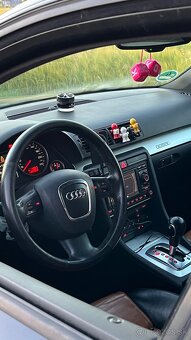 Audi a4b7 - 3