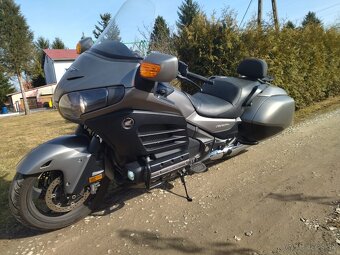 Honda Goldwing 1800 F6B - 3