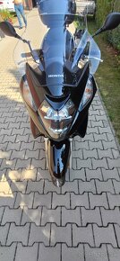 Honda Silver Wing 600 - 3