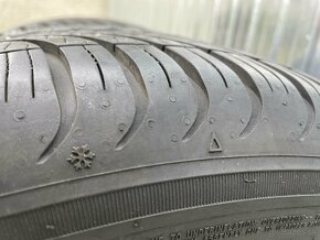 2ks Celoročné pneu 235/45 r17 - 3