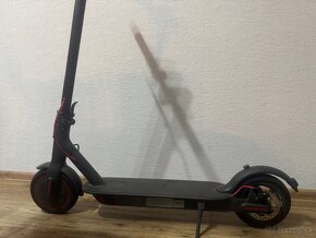 Elektricka Kolobežka Xiaomi Mi Electric Scooter Pro - 3