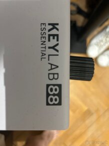 Arturia KeyLab Essential 88 MIDI Keyboard + stojan - 3