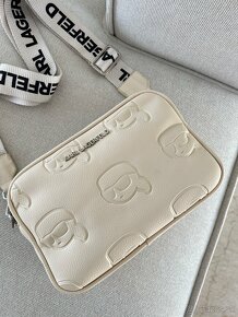 Crossbody kabelka Karl Lagerfeld béžová - 3