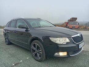 ŠKODA SUPERB COMBI 2.0 TDI CR 4X4 - 3