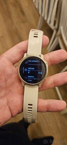 Garmin Fenix 6S Pro Solar, Light Gold, Sand Band - 3