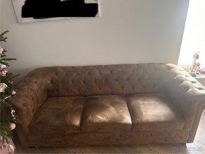 Chesterfield trojsedačka - 3