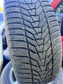 255/55r18 zimne hankook - 3