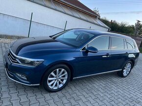 Volkswagen Passat Variant 2.0 TDI EVO Elegance DSG - 3