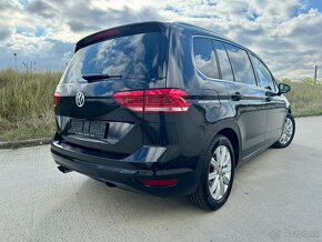 Volkswagen Touran 1.4 TSI DSG Highline - 3