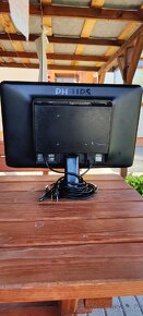 20" Philips 202EL- plne funkčný - 3