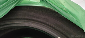 Predám Nokian Snowproof 1 XL 225/55 R17 - 3