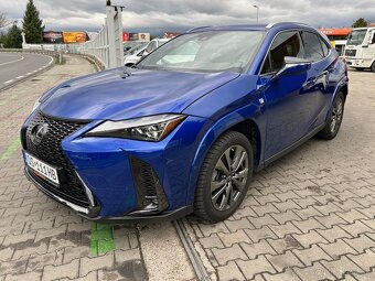 Lexus UX 250h F Sport Design FWD - 3