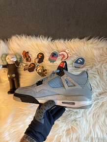 Jordan 4 - 3