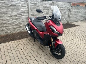 Predám skúter Honda ADV 350 - 3