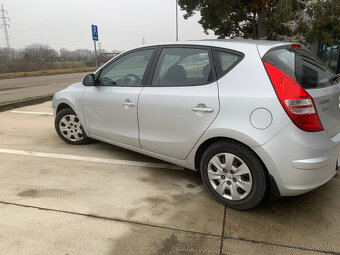 Hyundai i30 1,4 benzín - 3