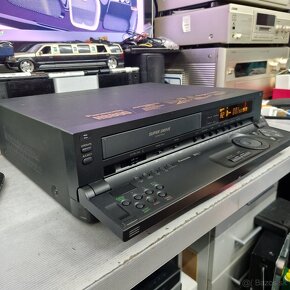 PANASONIC NV-HS800...S-VHS recorder... - 3