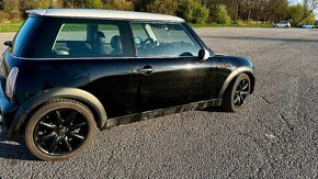 mini cooper 1.6 85kw - 3