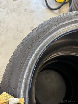 Good year zimné 235/45 r18 - 3