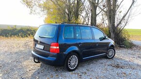 VW Touran 2004 1.9 TDI 5-miestne Ťažné, Tempomat, Predhrev - 3