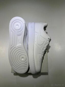 Nike Air Force 1 - All White - 3