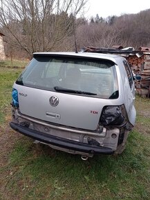 VW Golf 4 - 3