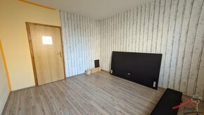 3-izbový byt  na predaj, Vráble - Lúky, 74 m2 - 3