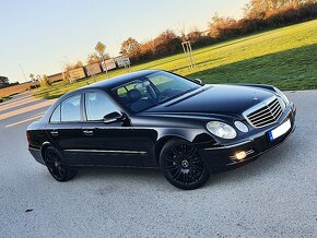 Mercedes-Benz trieda E 220 CDI W211 Facelift Avantgarde - 3