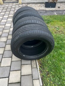 255/60R18 - 3