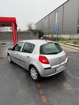 Predam max zachovali Renault clio benzín po 1 majiteľ - 3