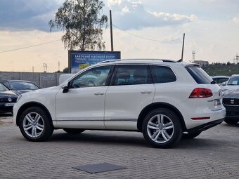 Volkswagen Touareg 3,0 TDI 180KW BUSINESS - 3