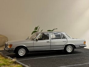 1:18 Mercedes-Benz 450 SEL 6.9 (W116) Silver - Revell - 3