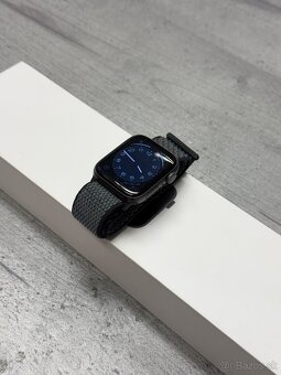 Apple Watch Series 5 44mm Space Gray - 3