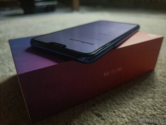 AKO NOVÉ Xiaomi Mi8 Lite 6/128 GB Aurora Blue - 3