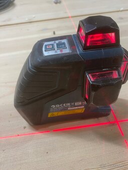 Bosch laser - 3