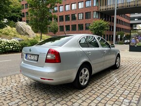 Skoda octavia 2.0 tdi - 2012 - 3