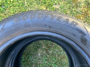 185/60 r15 zimné Good Year 88T - 3