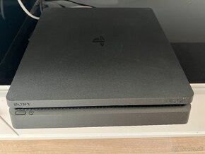 PlayStation 4 Slim - 500 GB - 3