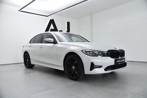 rad 3 sedan 320d mHEV xDrive A/T, Full LED, VirtualCockpit - 3