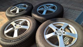 Elektrony 5x114 HYUNDAI IX-35 + 215/70 R16 100T XL ZIMNÉ 7mm - 3