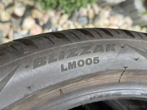 225/40 R18 - 3