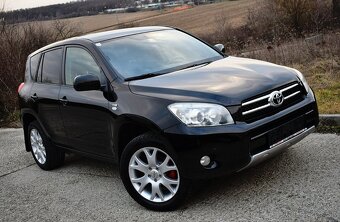 T0Y0TA RAV4 2.2D 4x4 Top stav - 3