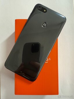 Motorola Moto e6 play - 3